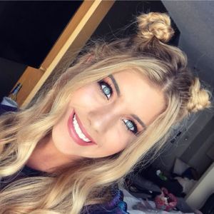 Meet your Posher, Kaitlyn